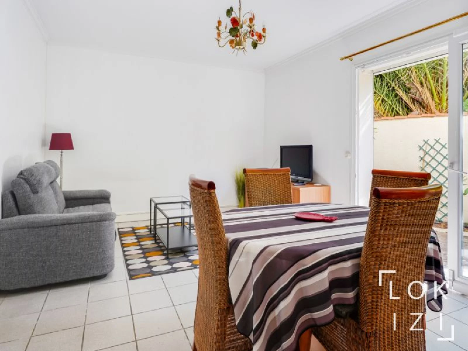 Location appartement meubl 2 pices 56m (Bordeaux - Chartrons)