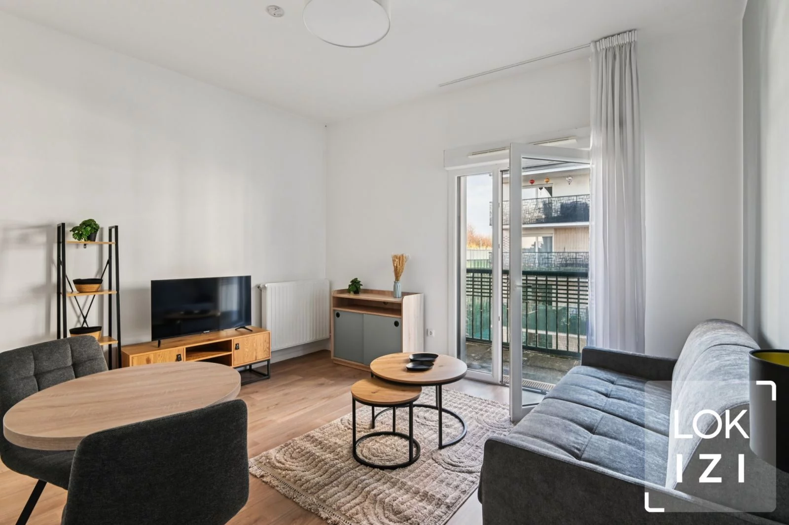 Location studio meubl� avec balcon (Saint-Ouen 93 - Paris nord)