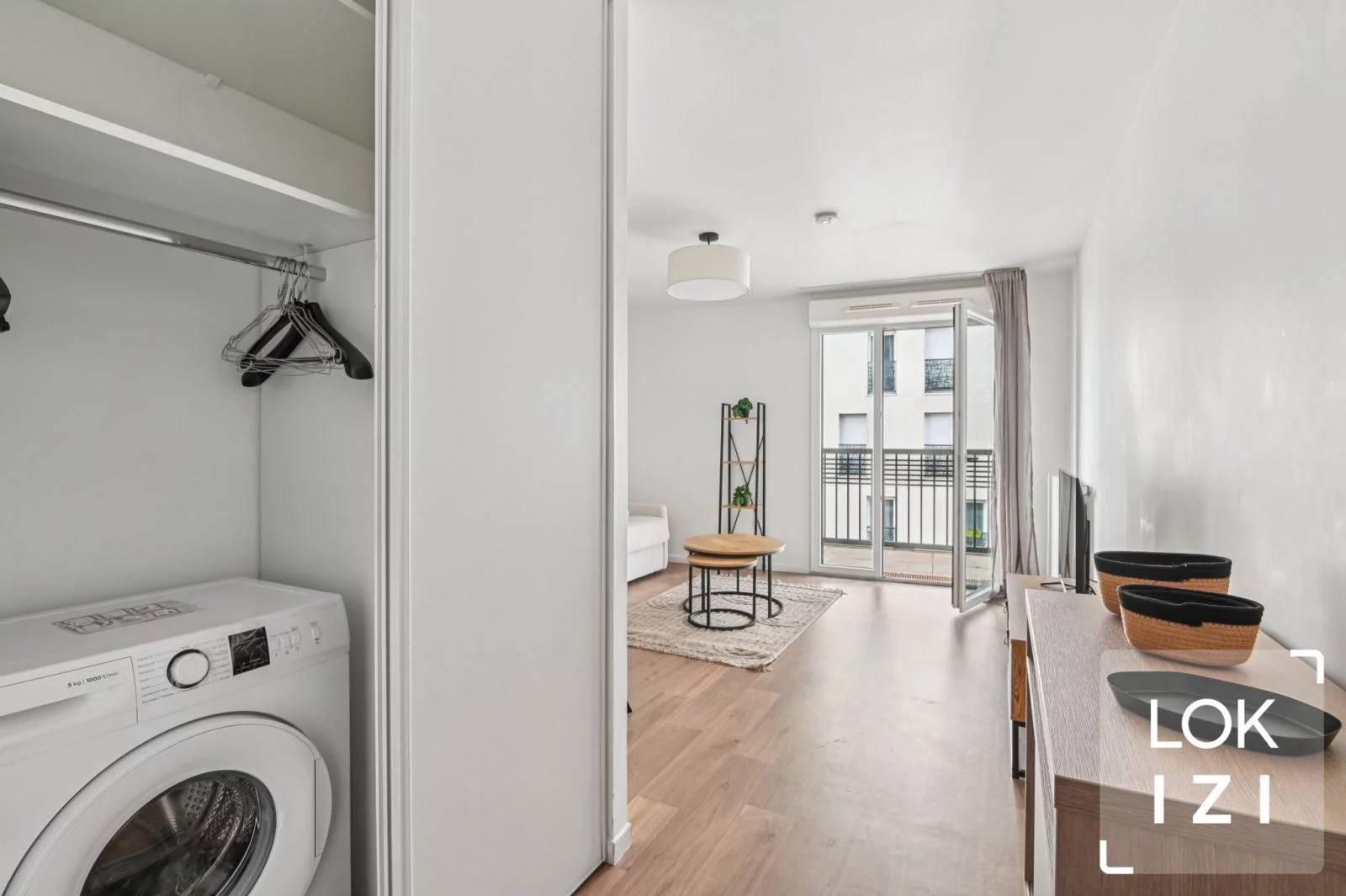 Location studio meubl 27m avec balcon (Saint-Ouen 93 - Paris nord)