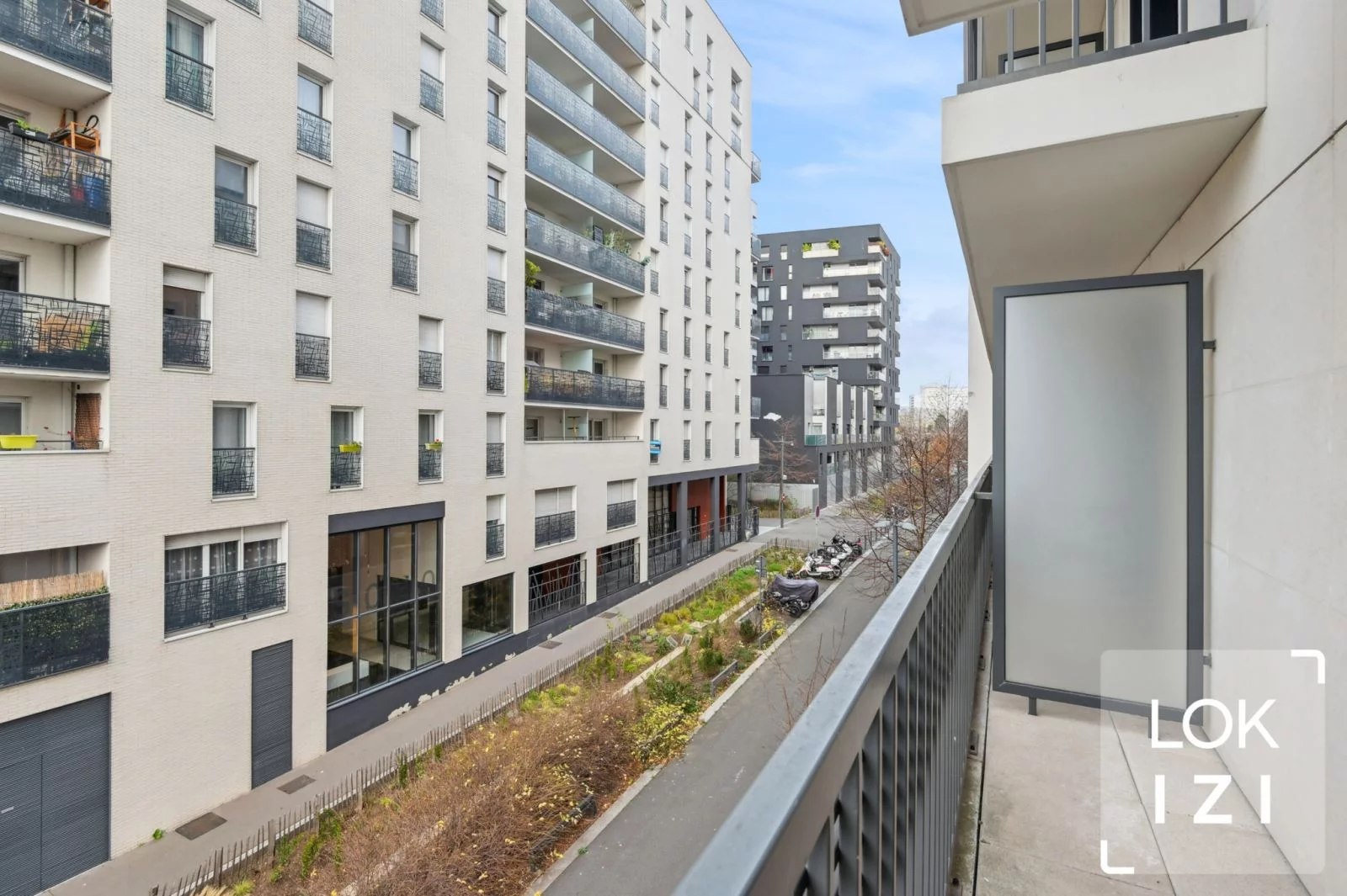 Location studio meubl� 26m� avec balcon (Saint-Ouen 93 - Paris nord)