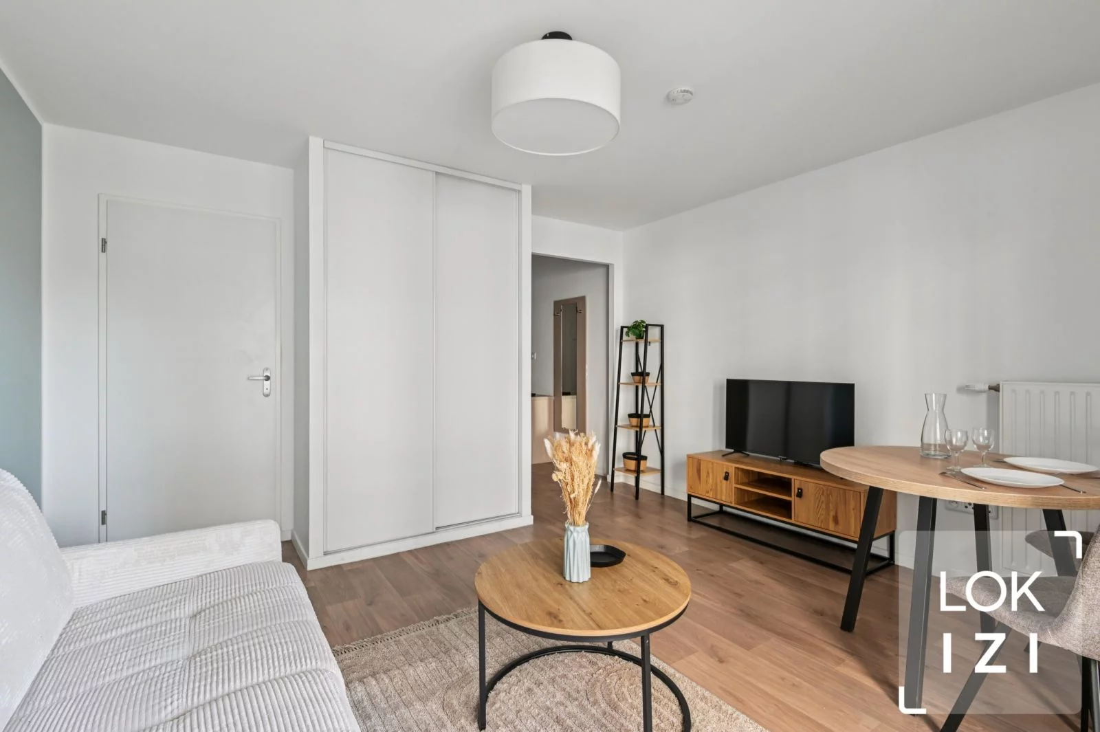 Location studio meubl� 27m� balcon (Saint-Ouen 93 - Paris nord)