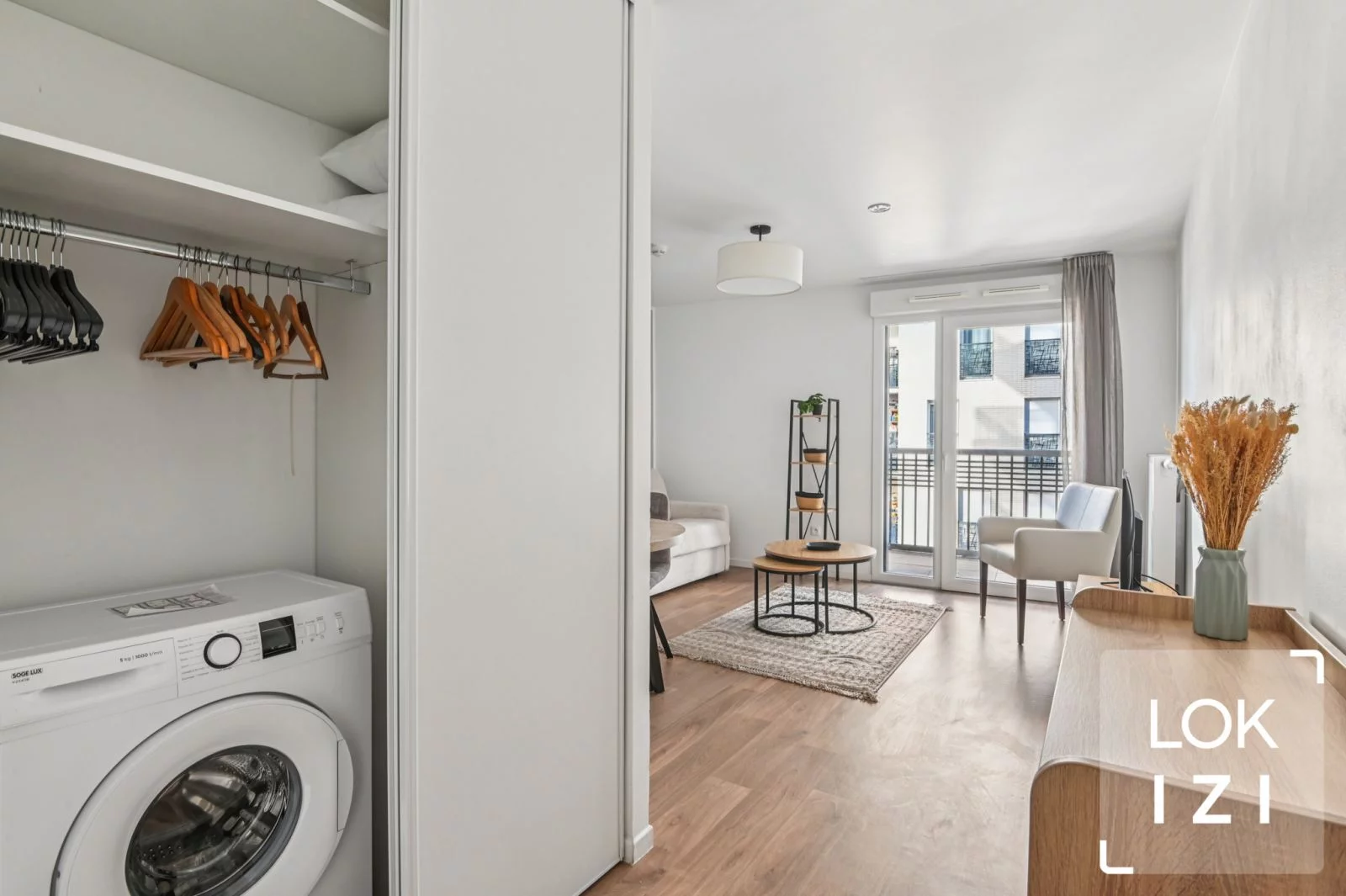 Location studio meubl� 27m� avec balcon (Saint-Ouen 93 - Paris nord)