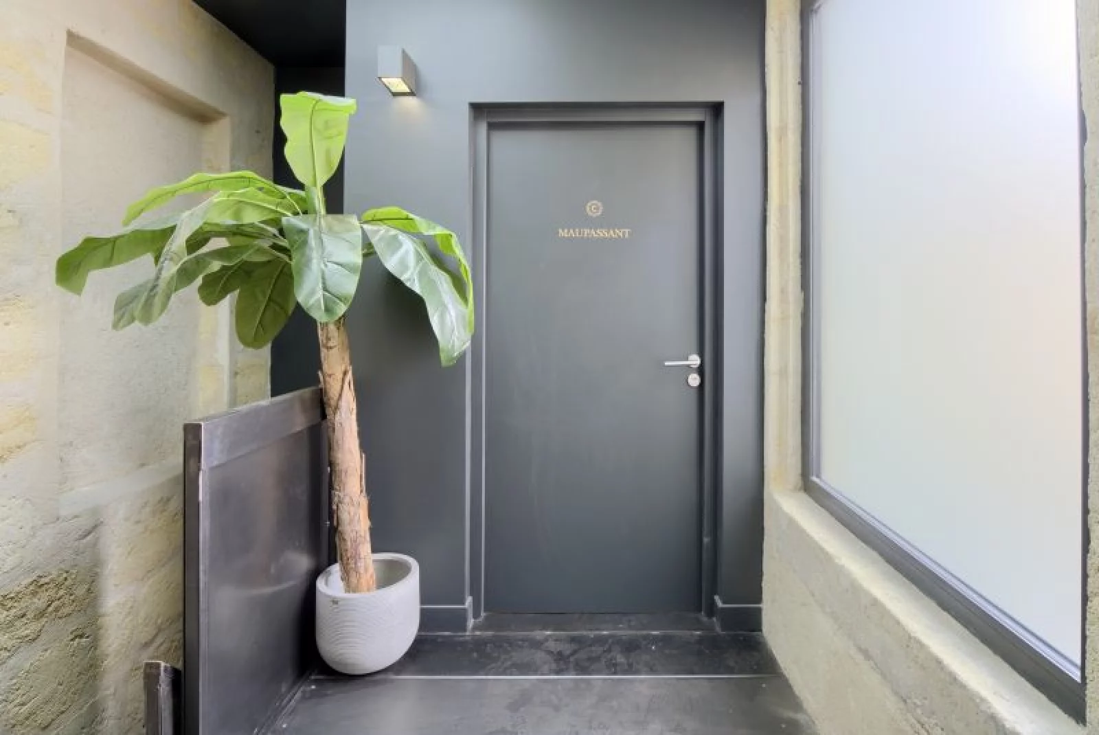 Location appartement 2 pices meubl 48m (Bordeaux - Chartrons)
