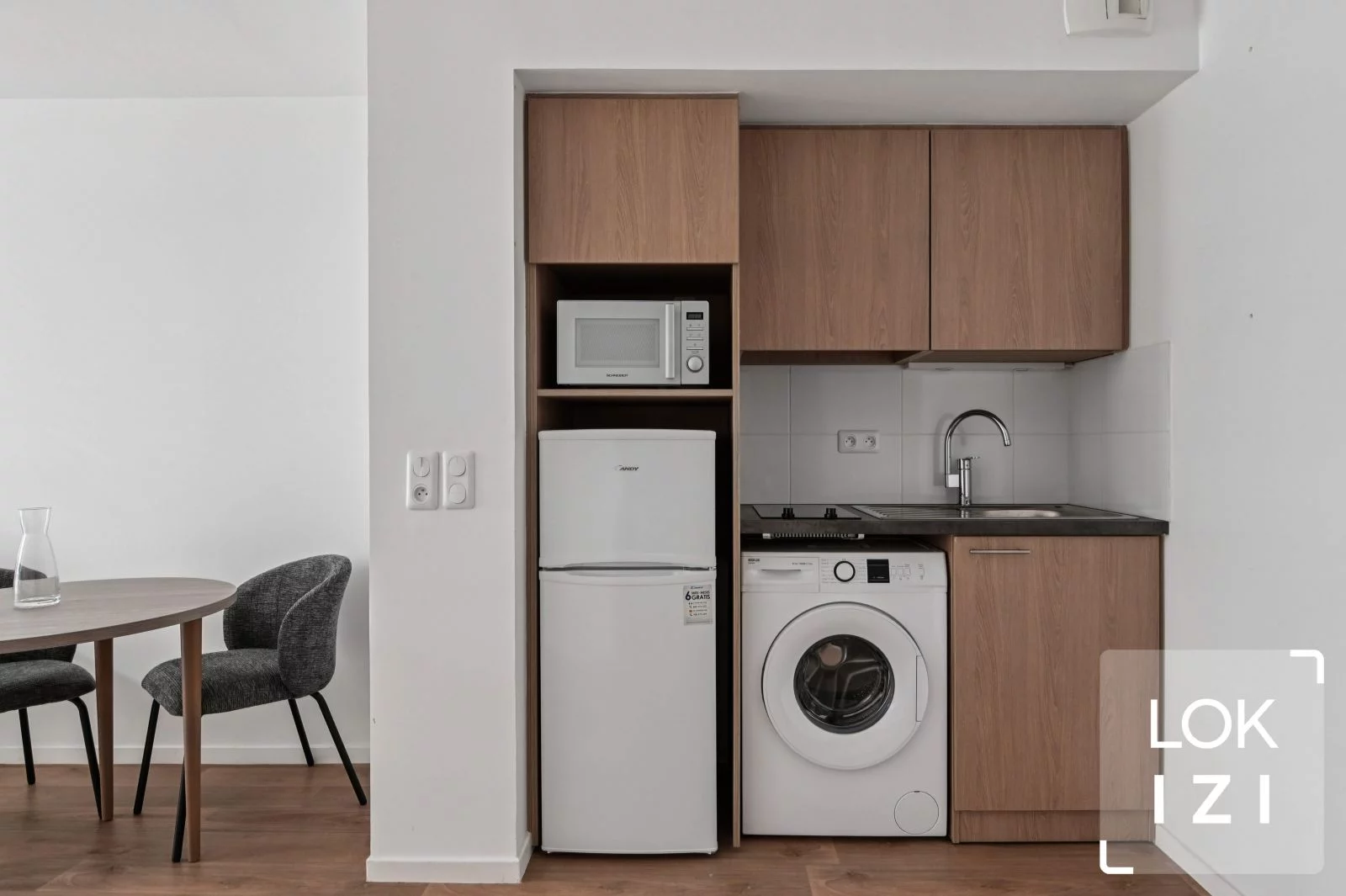 Location appartement meubl� 2 pi�ces 39,7m� (Saint-Ouen 93)