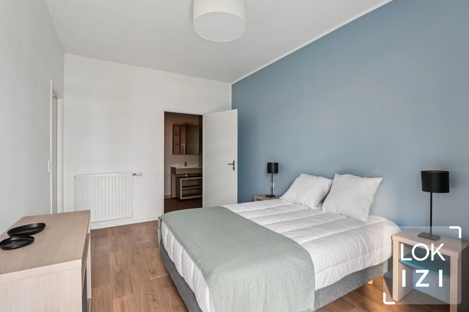 Location appartement meubl� 2 pi�ces 46m� (Saint-Ouen 93)