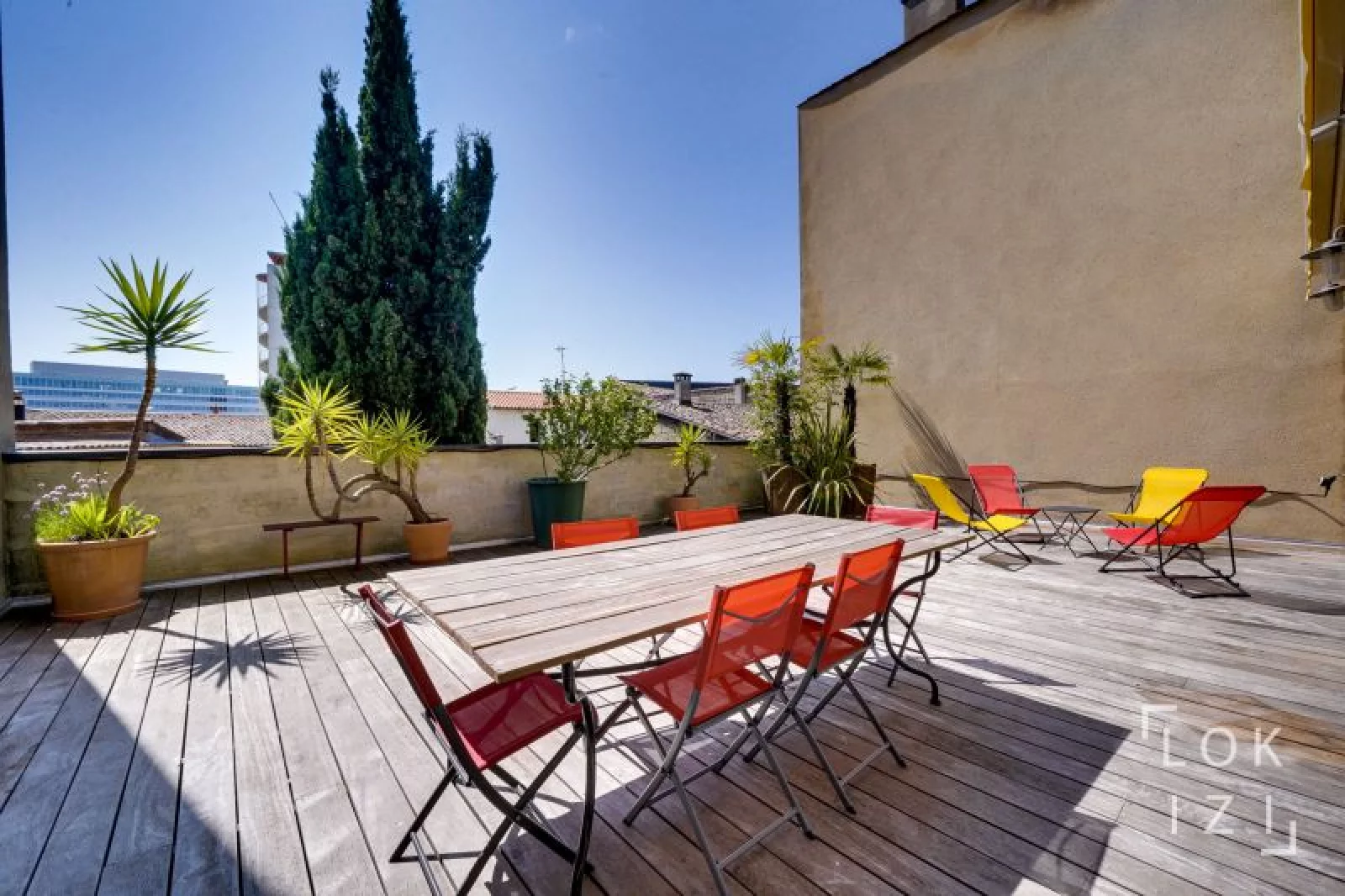 Location appartement meublé 4 pièces 117m² (Bordeaux - Bastide)