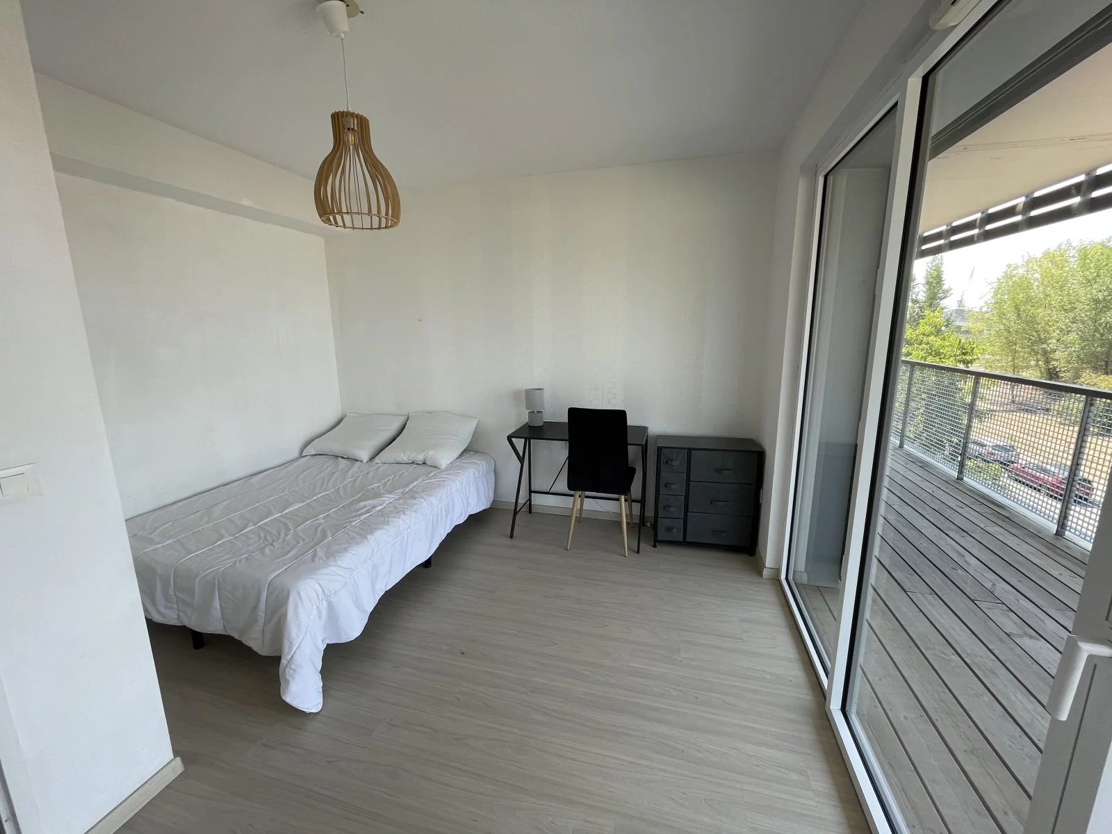Location appartement T4 meubl� 91m� (Bordeaux - Bassins � flot)