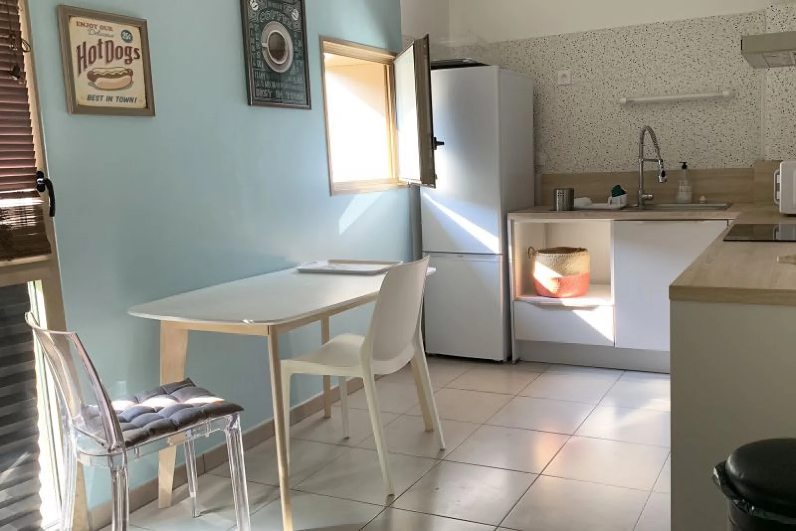 Location appartement type duplex 4 pices 92 m2 (Bordeaux - Bassins  flot)