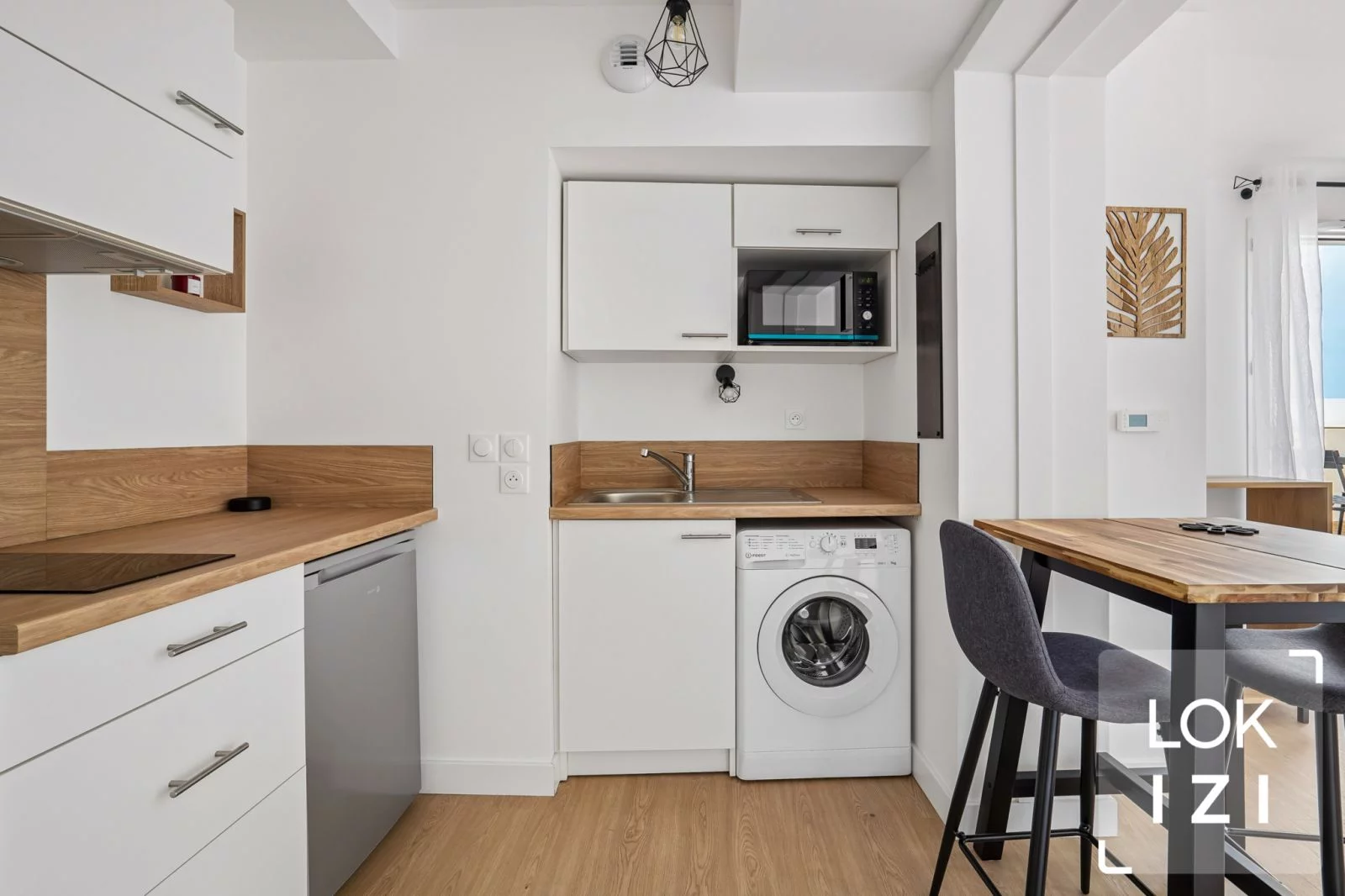 Location studio meubl� 33m� (Bordeaux-Bastide)