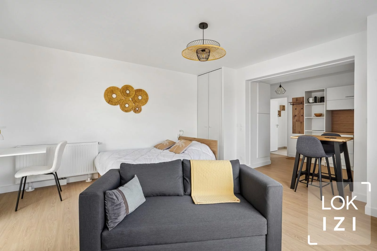 Location studio meubl� 33m� (Bordeaux-Bastide)