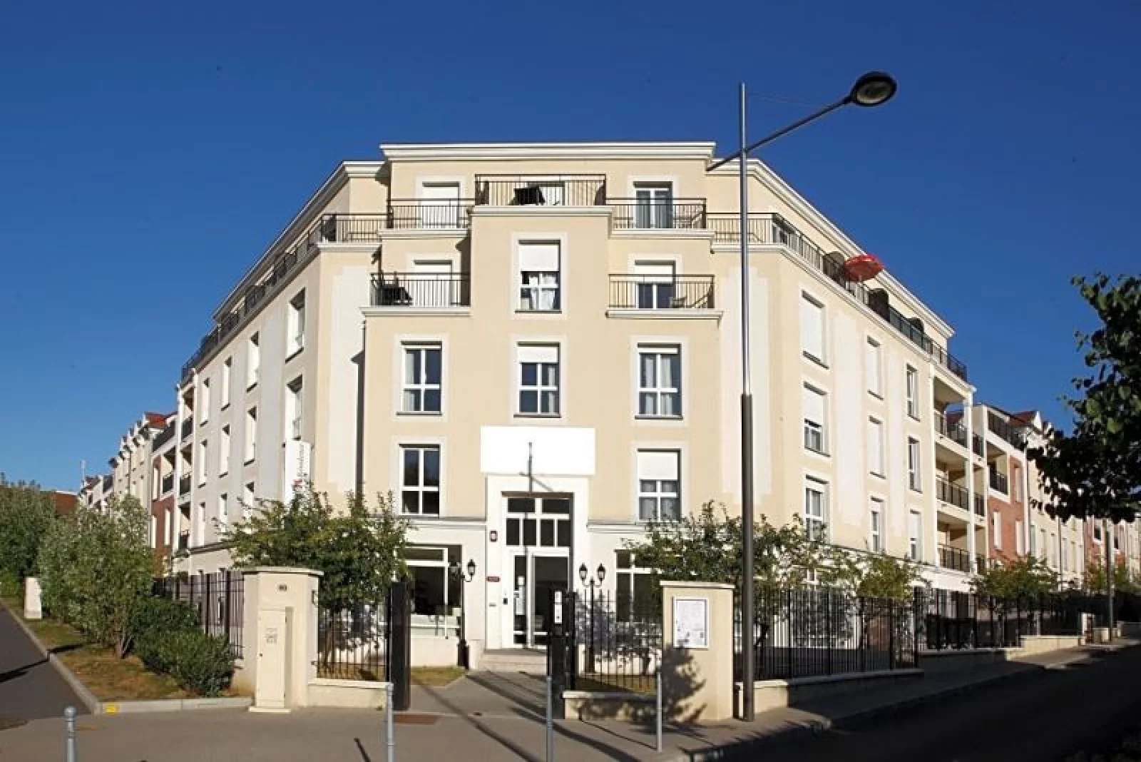 Location appartement meublé 2 pièces 41m² (Paris est - Bry sur Marne)