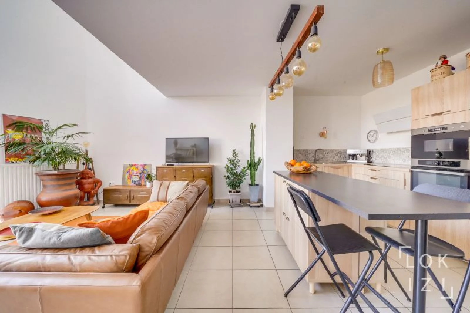 Location appartement duplex meublé 4 pièces 92m² (Bordeaux - Bassins à flot)