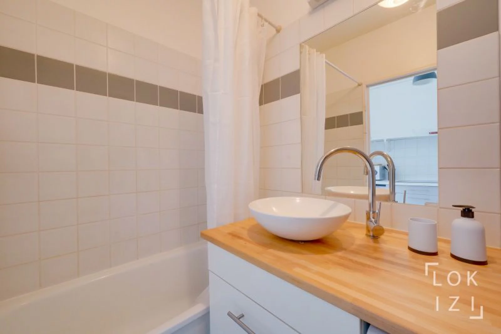 Location appartement meubl T1bis de 29m (Bordeaux - Caudran)