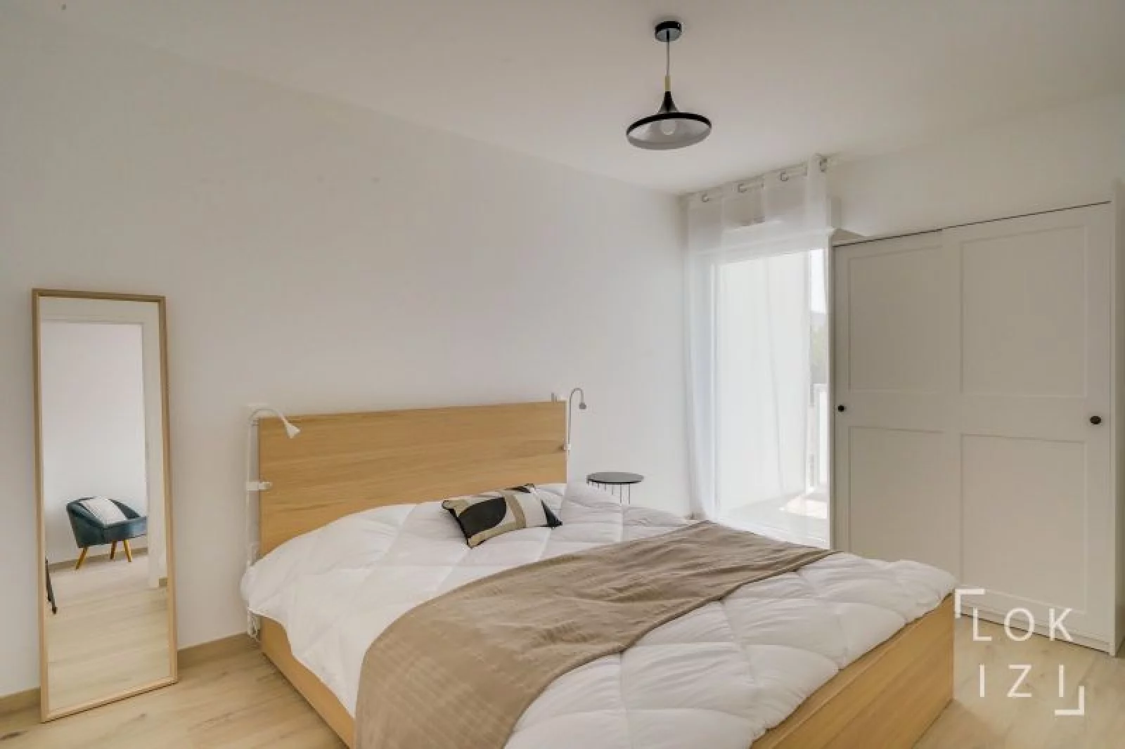 Location appartement meubl 2 pices 43m (Bordeaux / Chartrons - Grand Parc)
