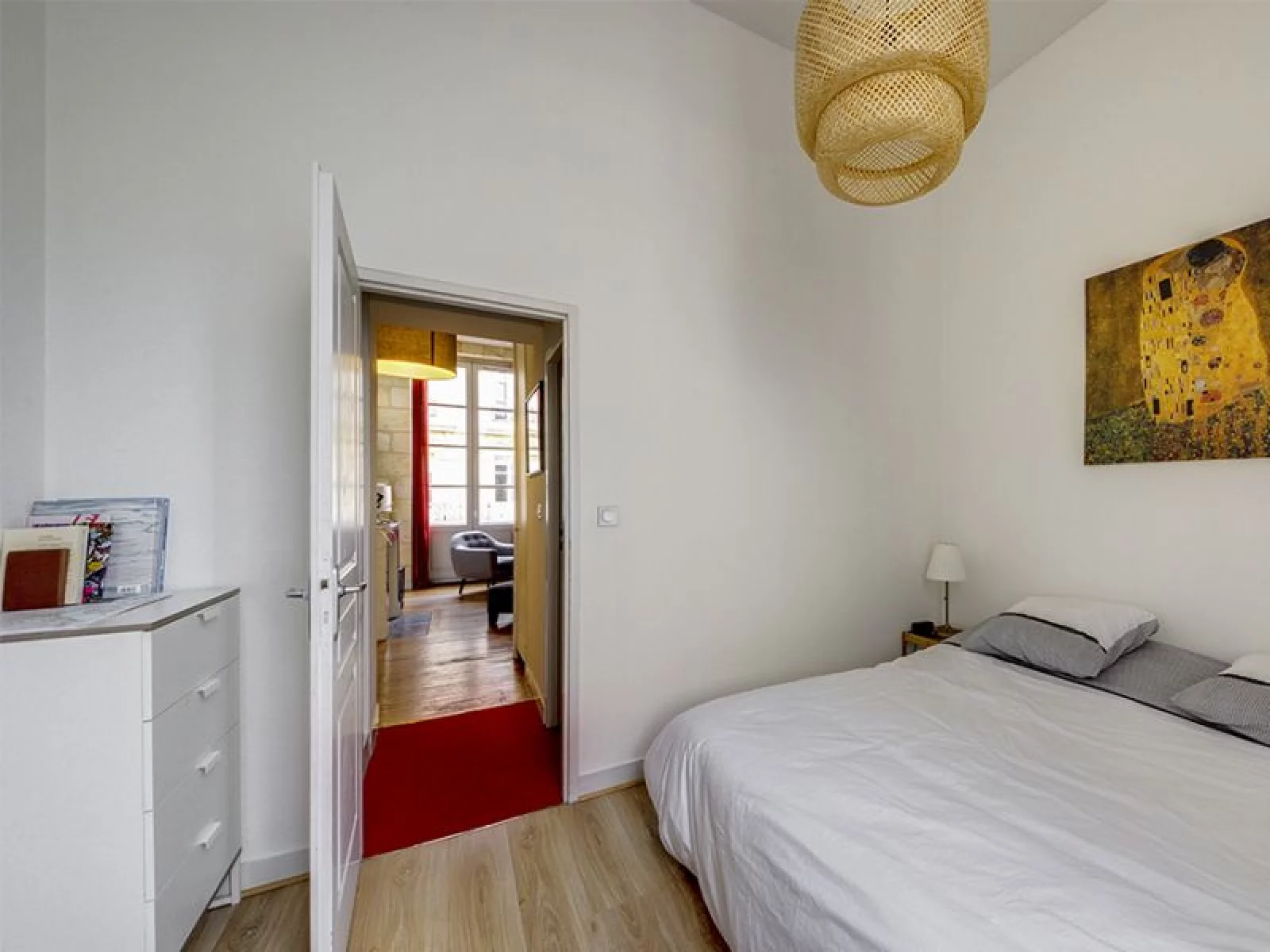 Location appartement meublé 2 pièces 45m²  (Bordeaux centre)