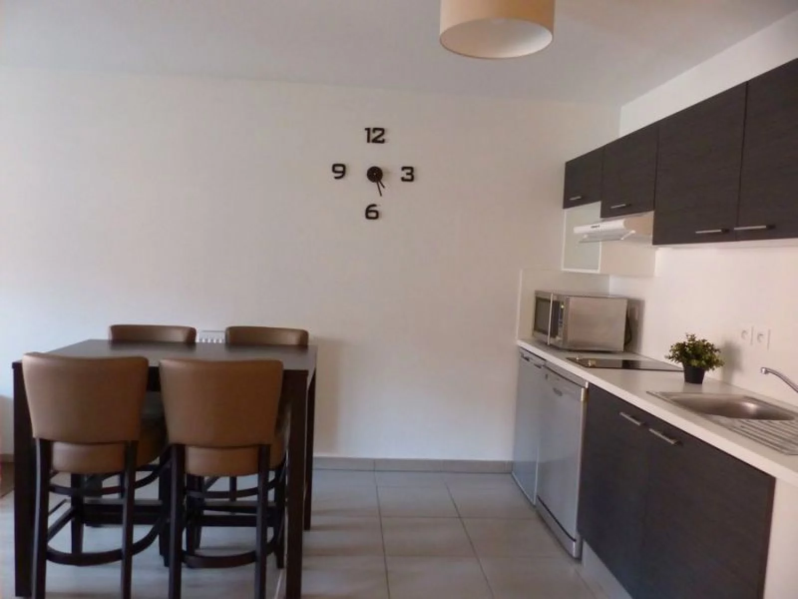 Location appartement meubl 2 pices 43,5m  (Bordeaux - Bacalan)