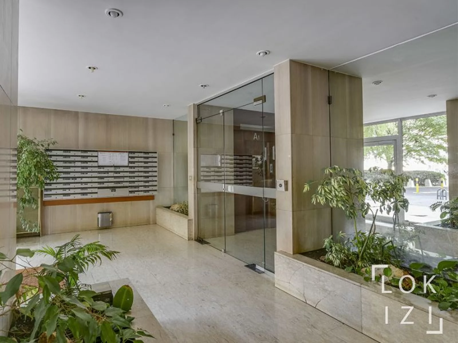 Location appartement meubl 3 pices 65m (Paris 15)
