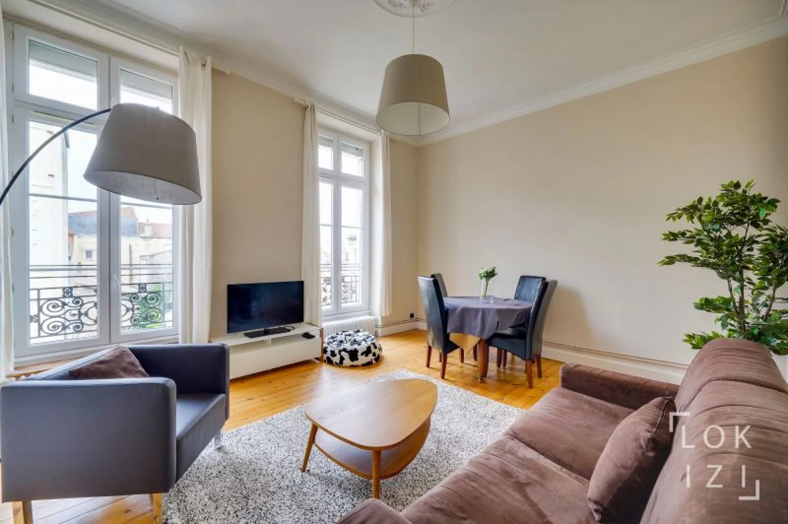 Location appartement meubl T2bis duplex 70m (Bordeaux - Jardin Public)