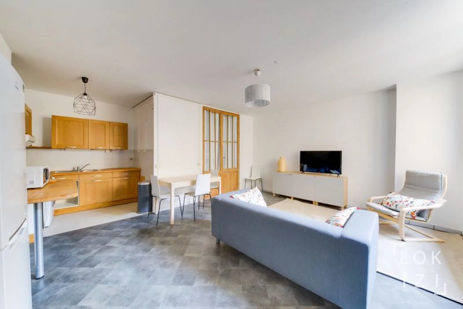 Location appartement meubl 2 pices 45m (Bordeaux - Capucins)