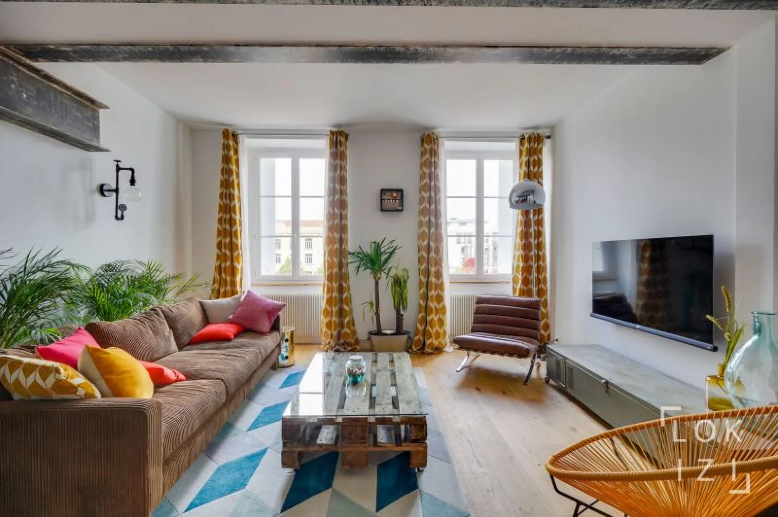 Location appartement meublé 3 pièces 73m² (Bordeaux - Chartrons)