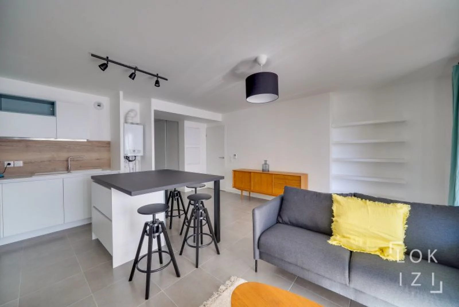 Location appartement meublé 3 pièces 67m² (Bordeaux - Bacalan)