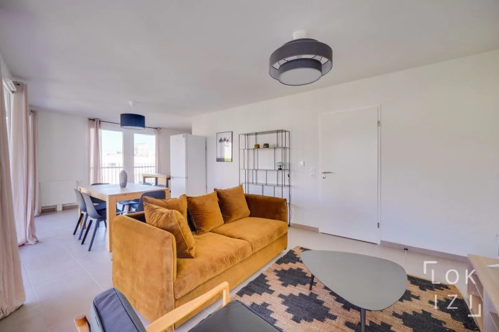 Location appartement meublé 3 pièces 70m² (Bordeaux - Bassins à flot)