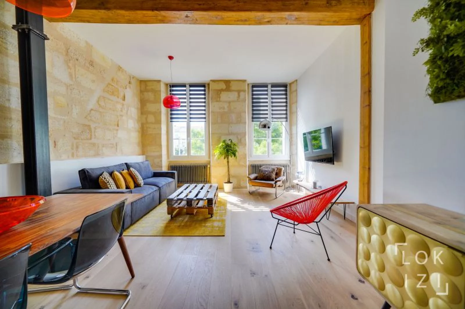Location appartement meublé 3 pièces 75m² (Bordeaux - Chartrons)