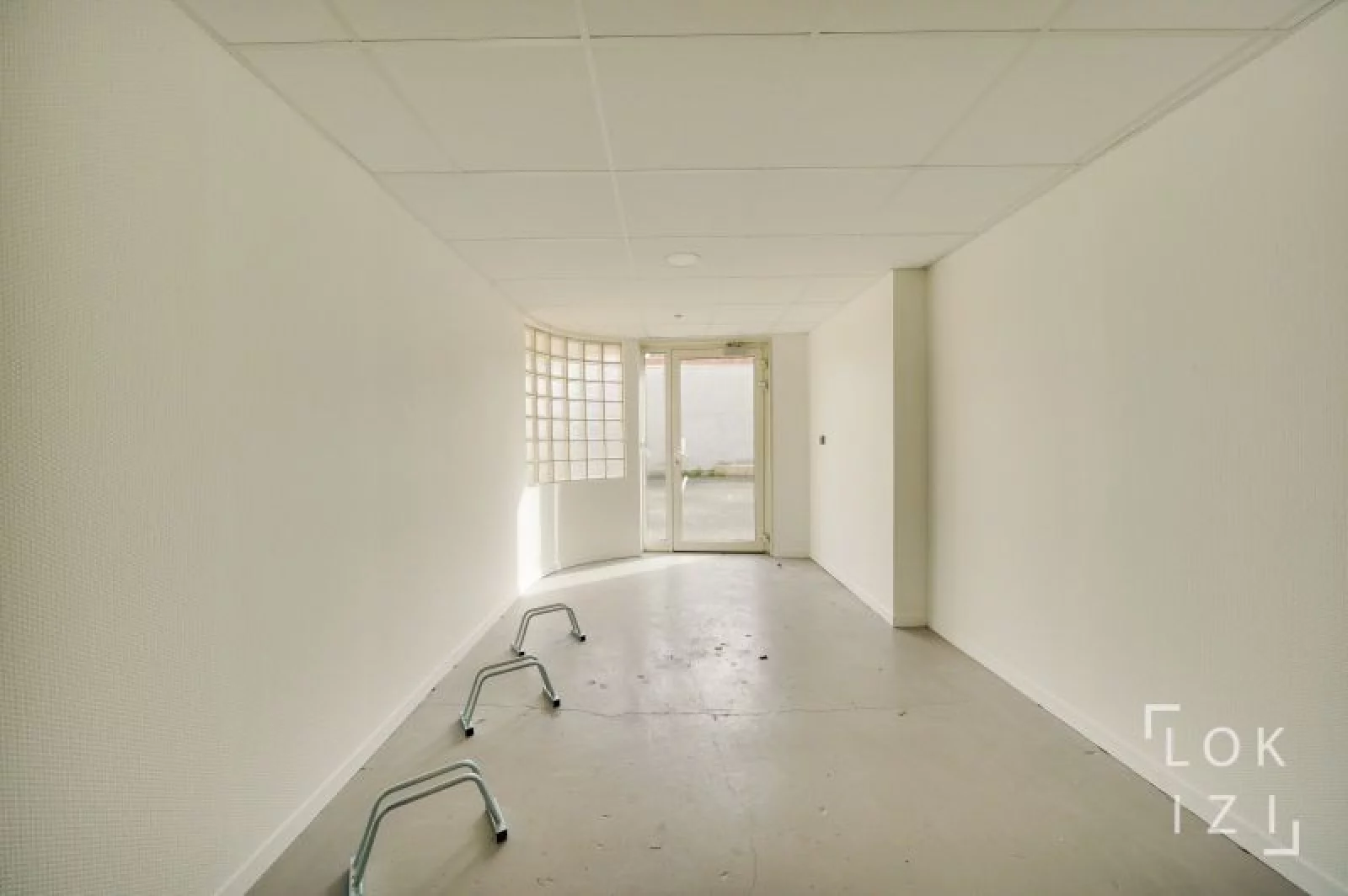 Location appartement meublé 2 pièces 54m² (Bordeaux - St Augustin)