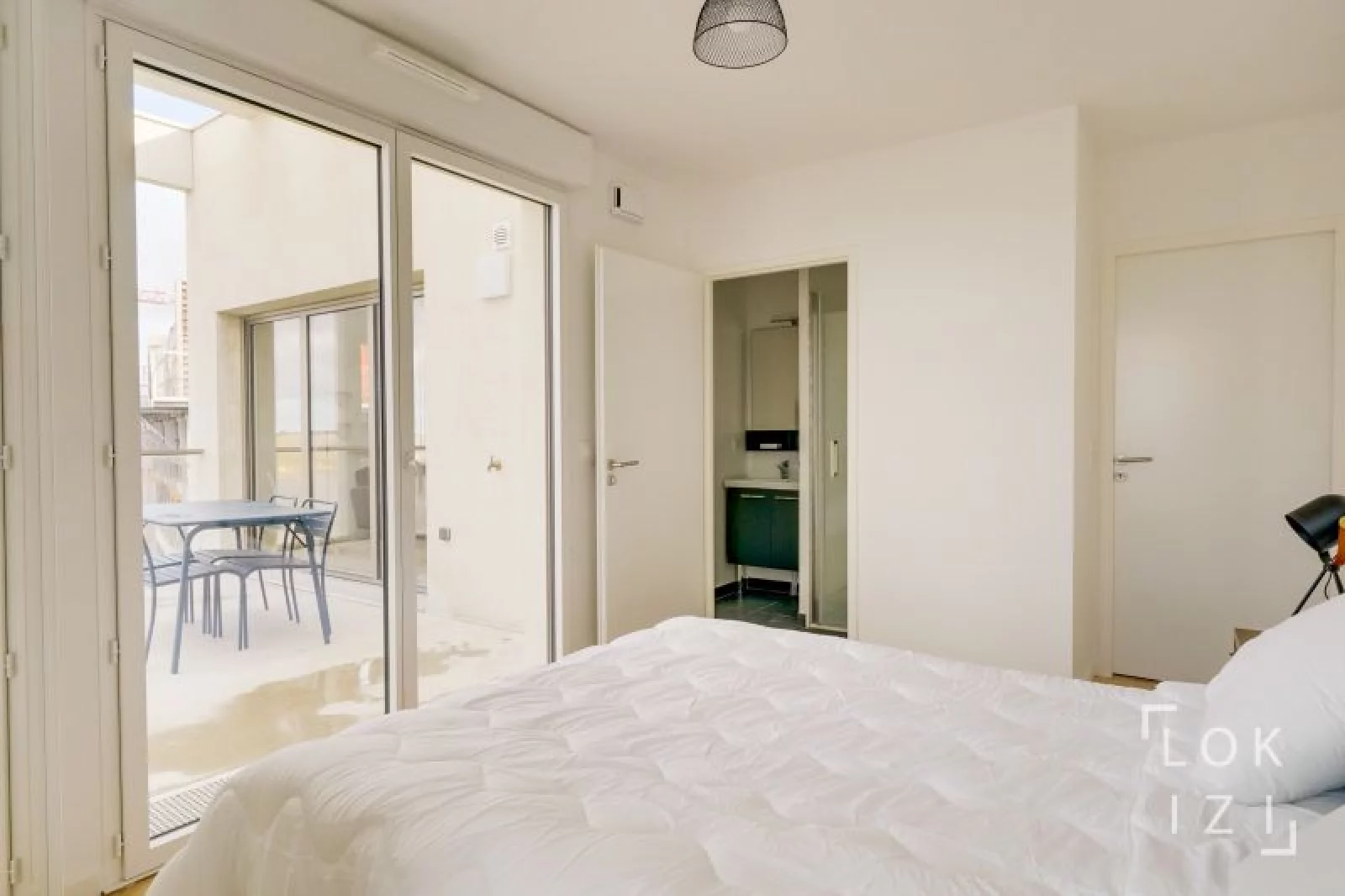 Location appartement T4 meublé de 83m² (Bordeaux - La Bastide)