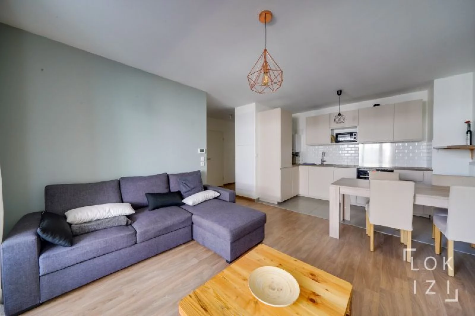 Location appartement meubl 2 pices 44m (Bordeaux / Chartrons)