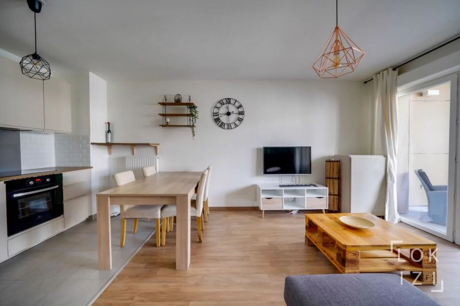 Location appartement meubl 2 pices 44m (Bordeaux / Chartrons)