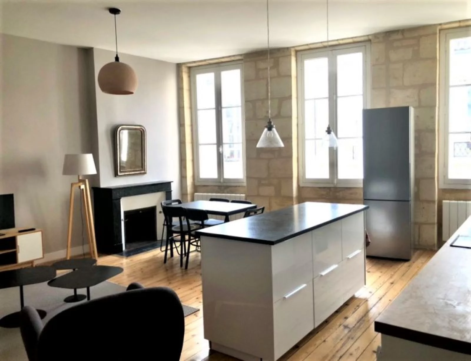 Location appartement meubl 2 pices 55m (Bordeaux - St Michel)