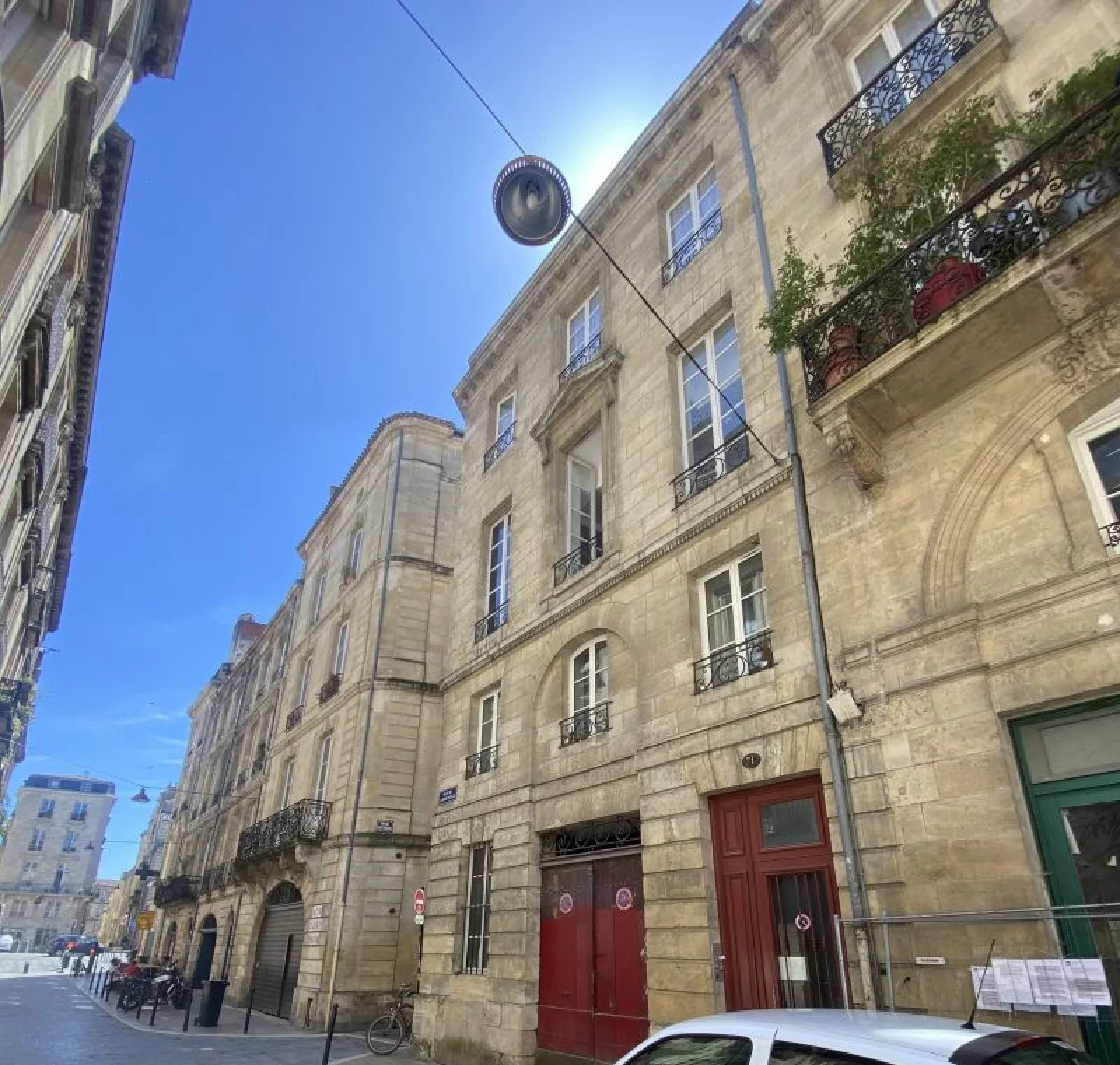 Vente studio meubl 15m (Bordeaux - Porte de Bourgogne)