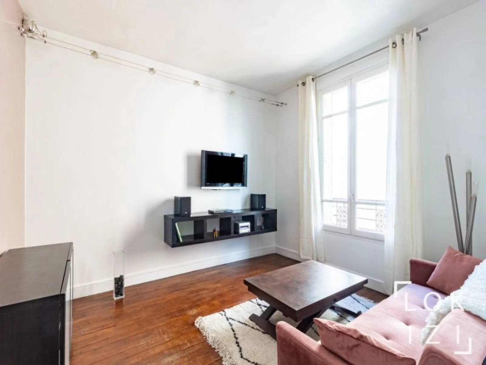 Location appartement meublé 2 pièces 42m² (Paris - Nanterre 92)
