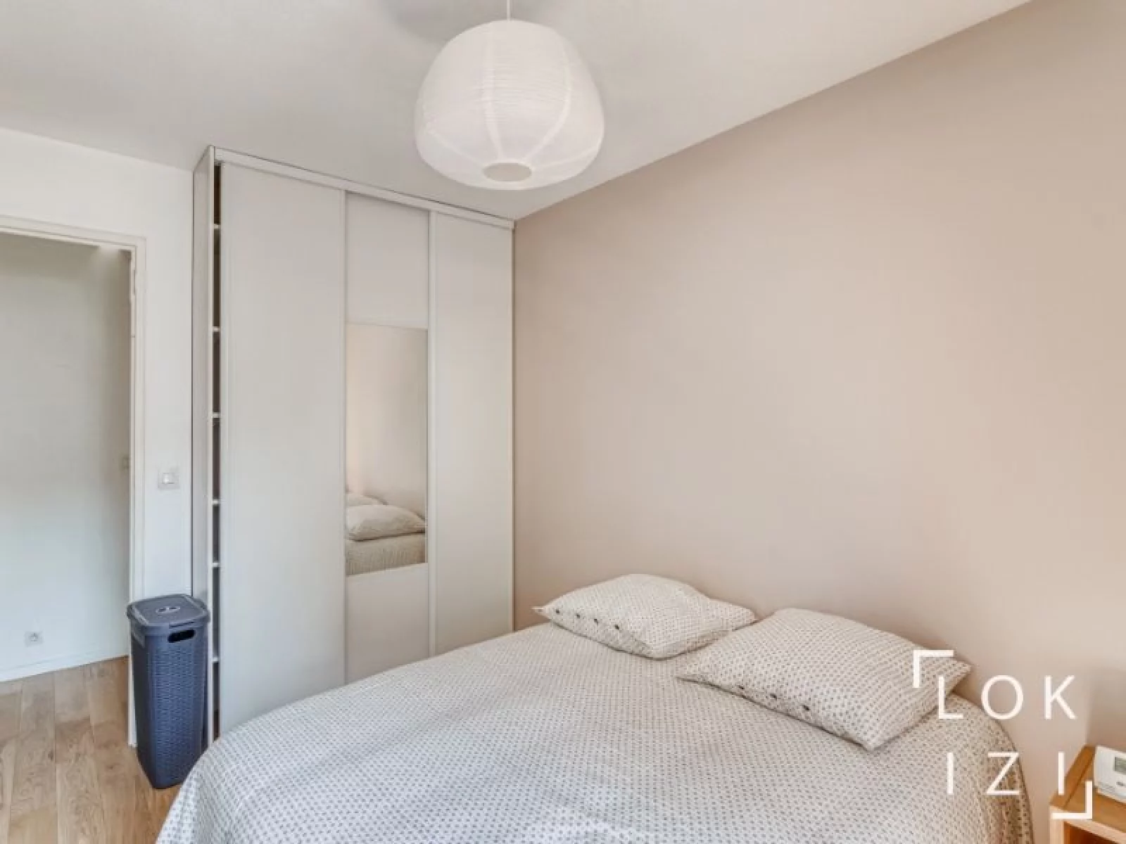 Location appartement meublé 2 pièces 47m² (Paris - St Ouen 93)