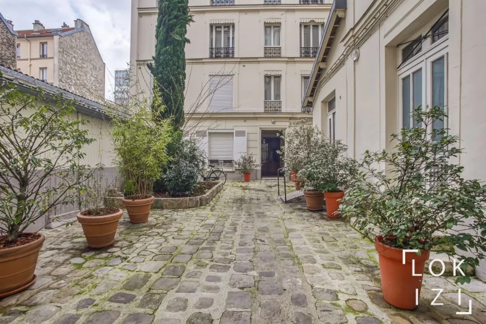 Location appartement meubl 2 pices avec cave (Paris 19 - Pte de la Villette)