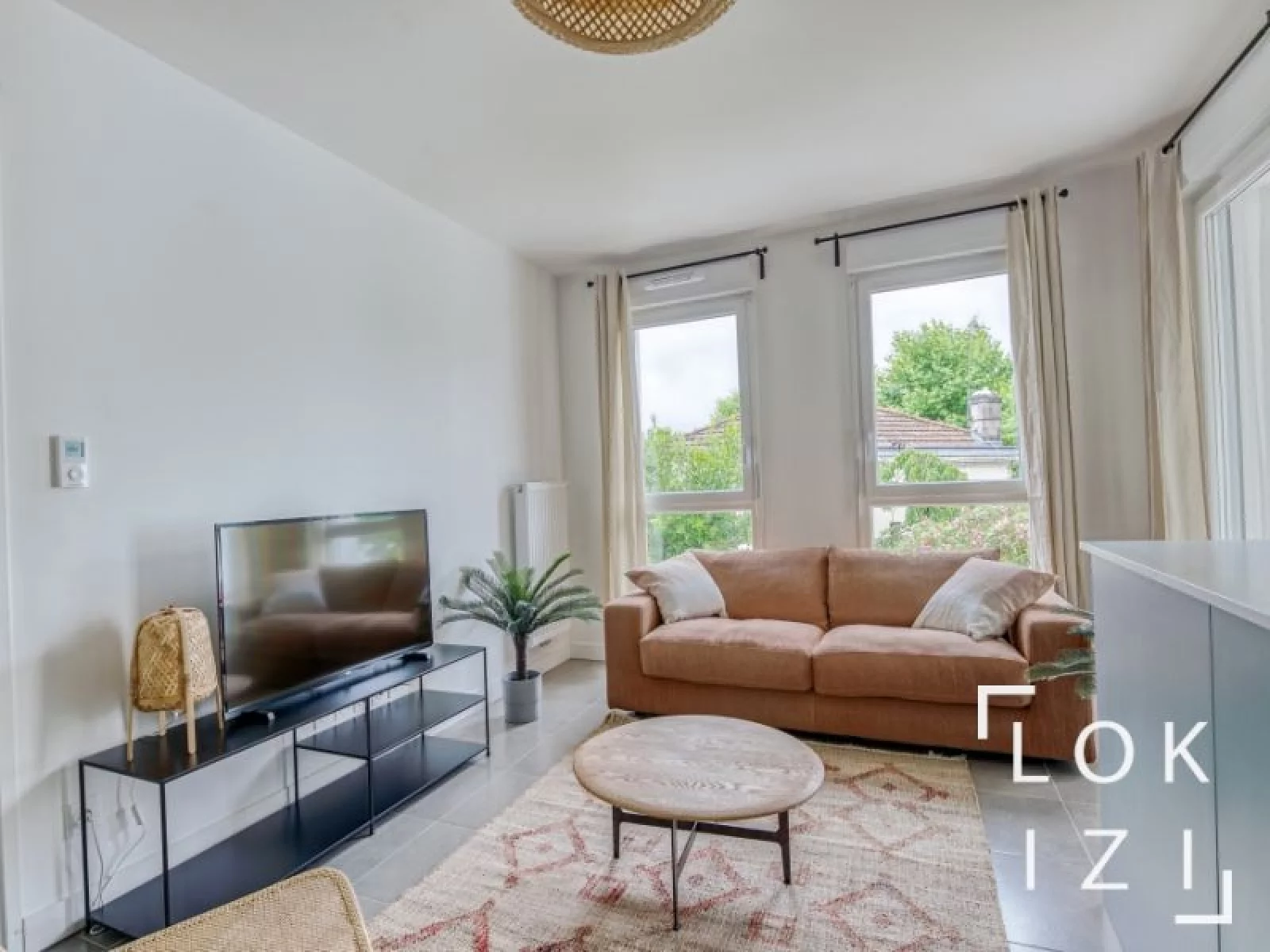 Location appartement meublé 3 pièces 64m²  (Bordeaux - Bacalan)
