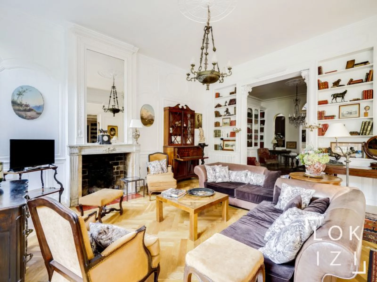 Location maison meublée 377m² (Bordeaux - St Michel)