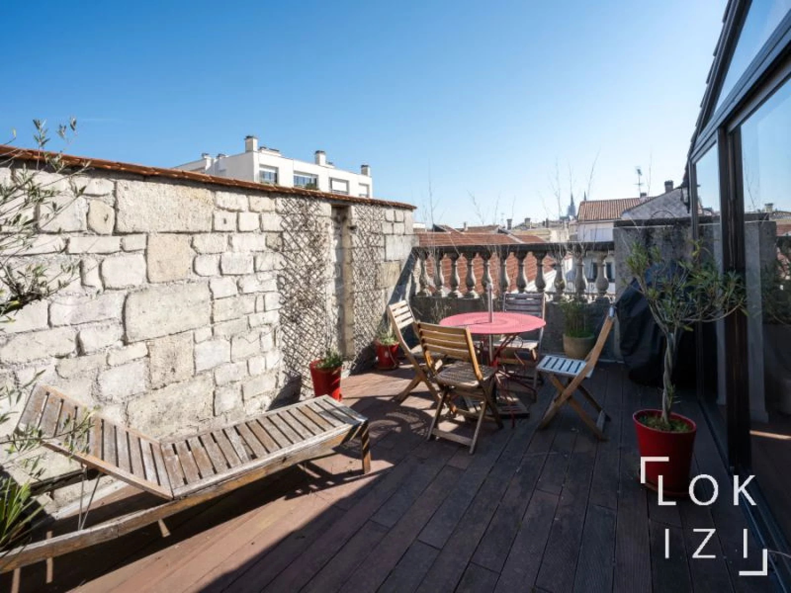 Location appartement meubl 3 pices 59m (Bordeaux / Jardin Public - Chartrons)