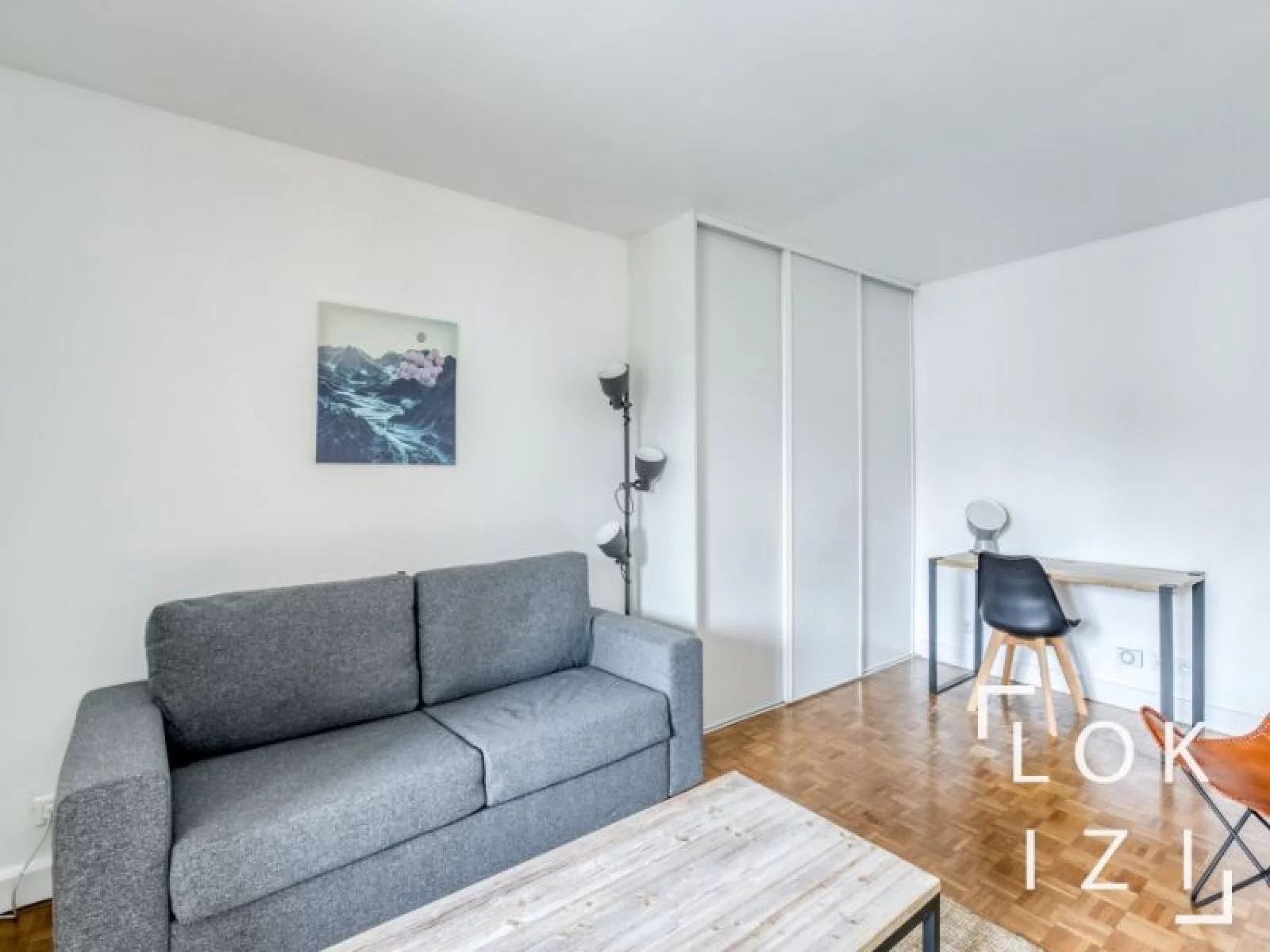 Location studio meubl de 24m (Paris 20)