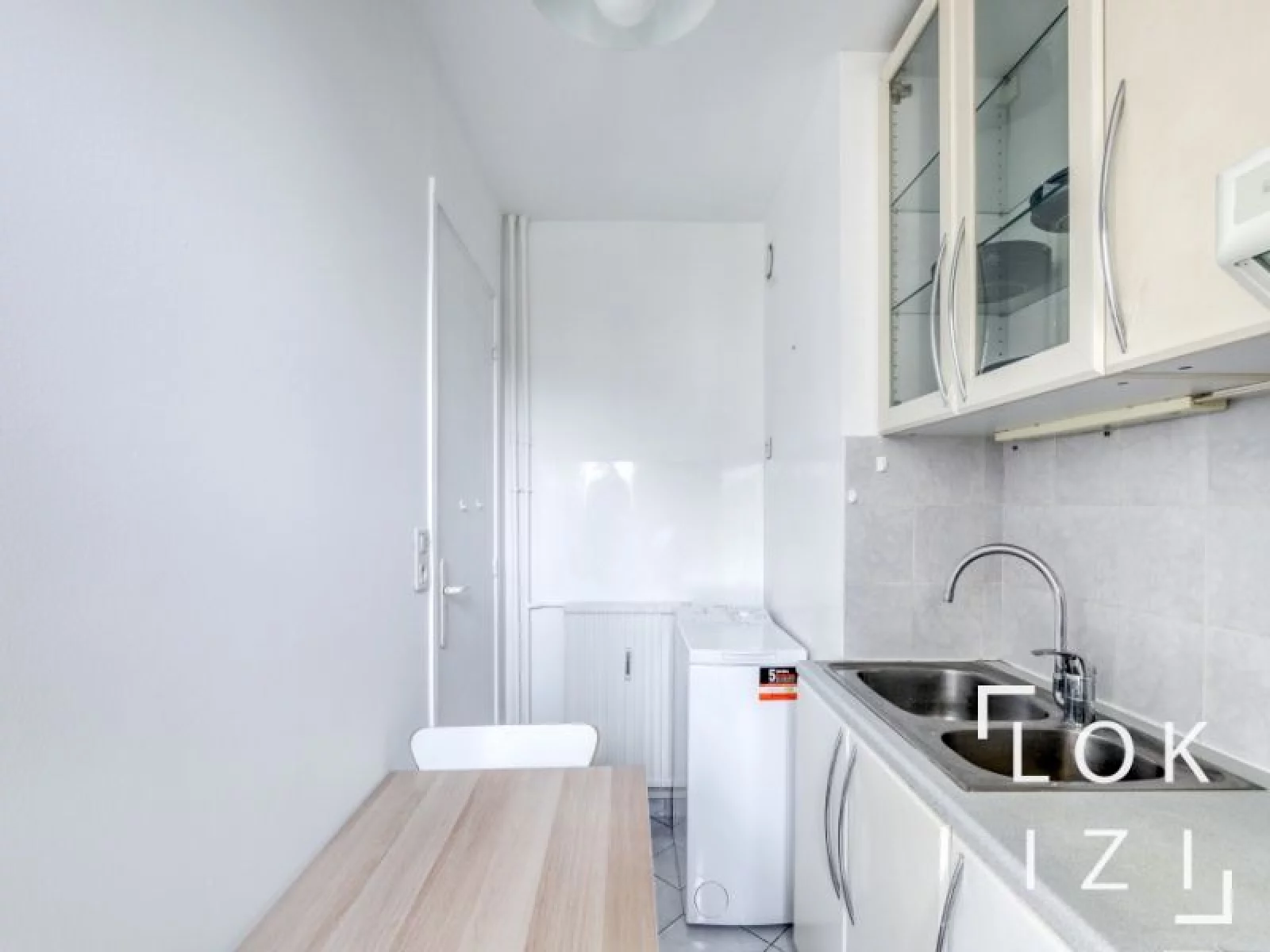 Location studio meubl de 23m (Paris 20 - Charonne)