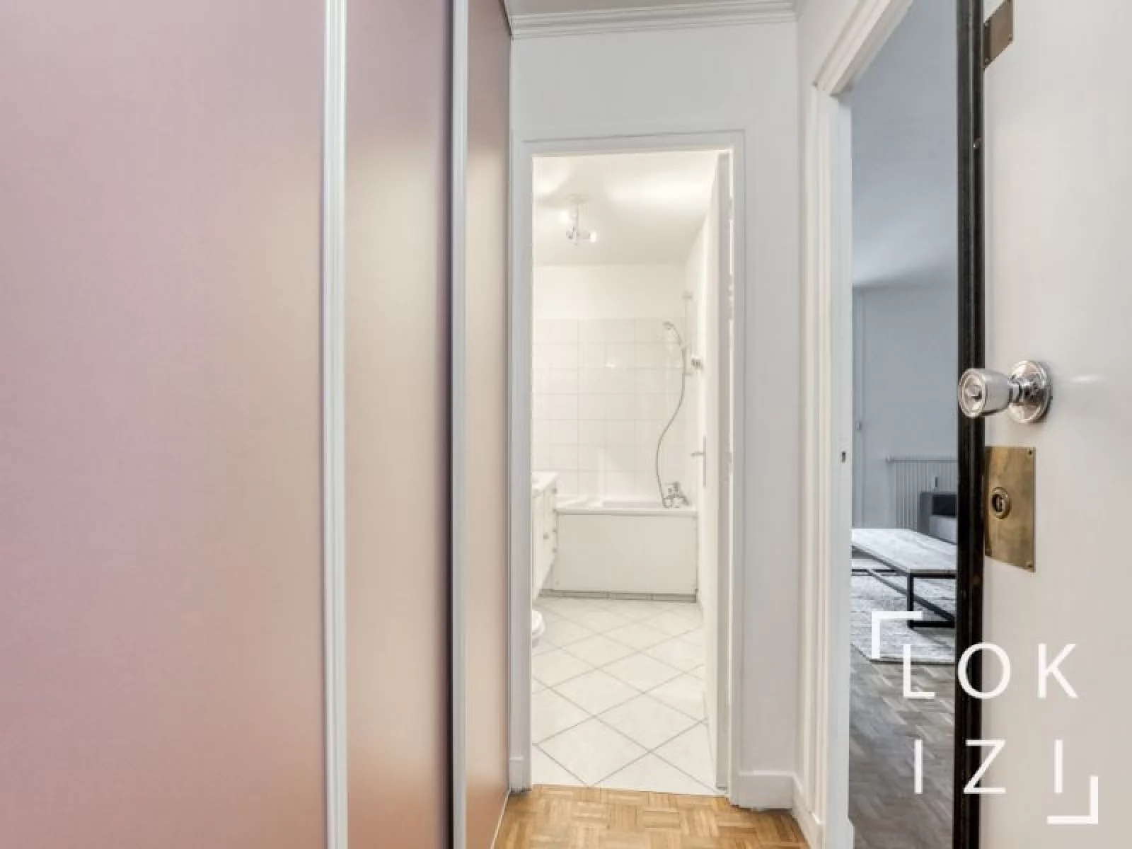 Location studio meubl de 23m (Paris 20 - Charonne)