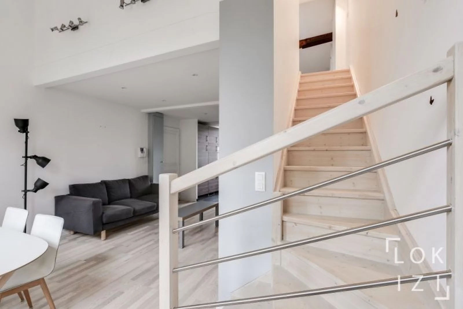 Location appartement meubl duplex 65m (Bordeaux centre)