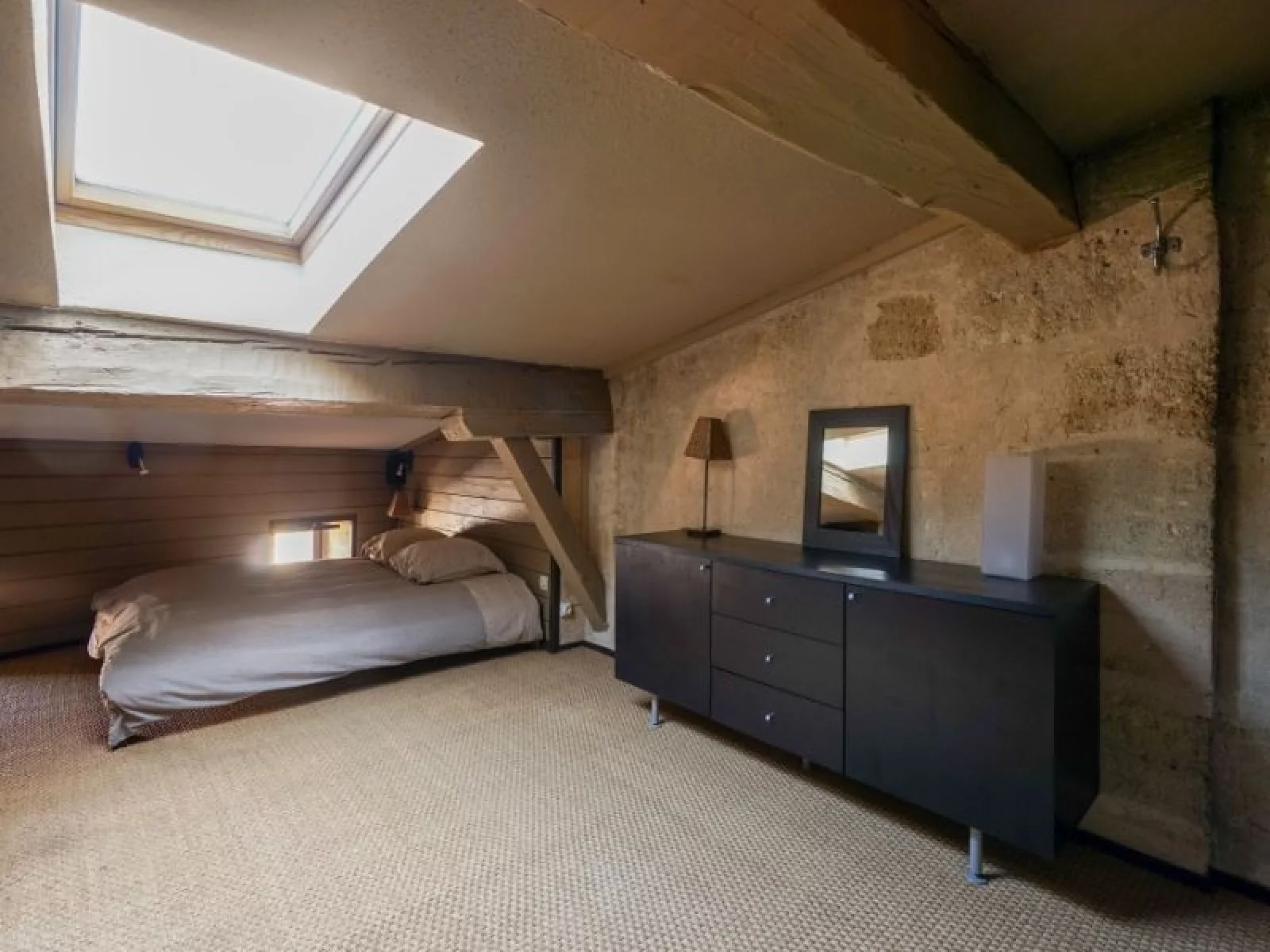 Location appartement meubl T2bis 65 m (Bordeaux - Porte de Bourgogne)