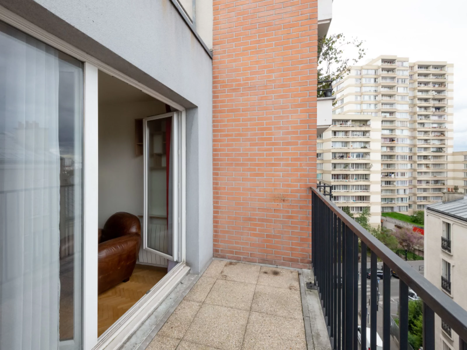 Location appartement T2 meubl 45m avec balcon et parking  Aubervilliers (Porte de la Villette)