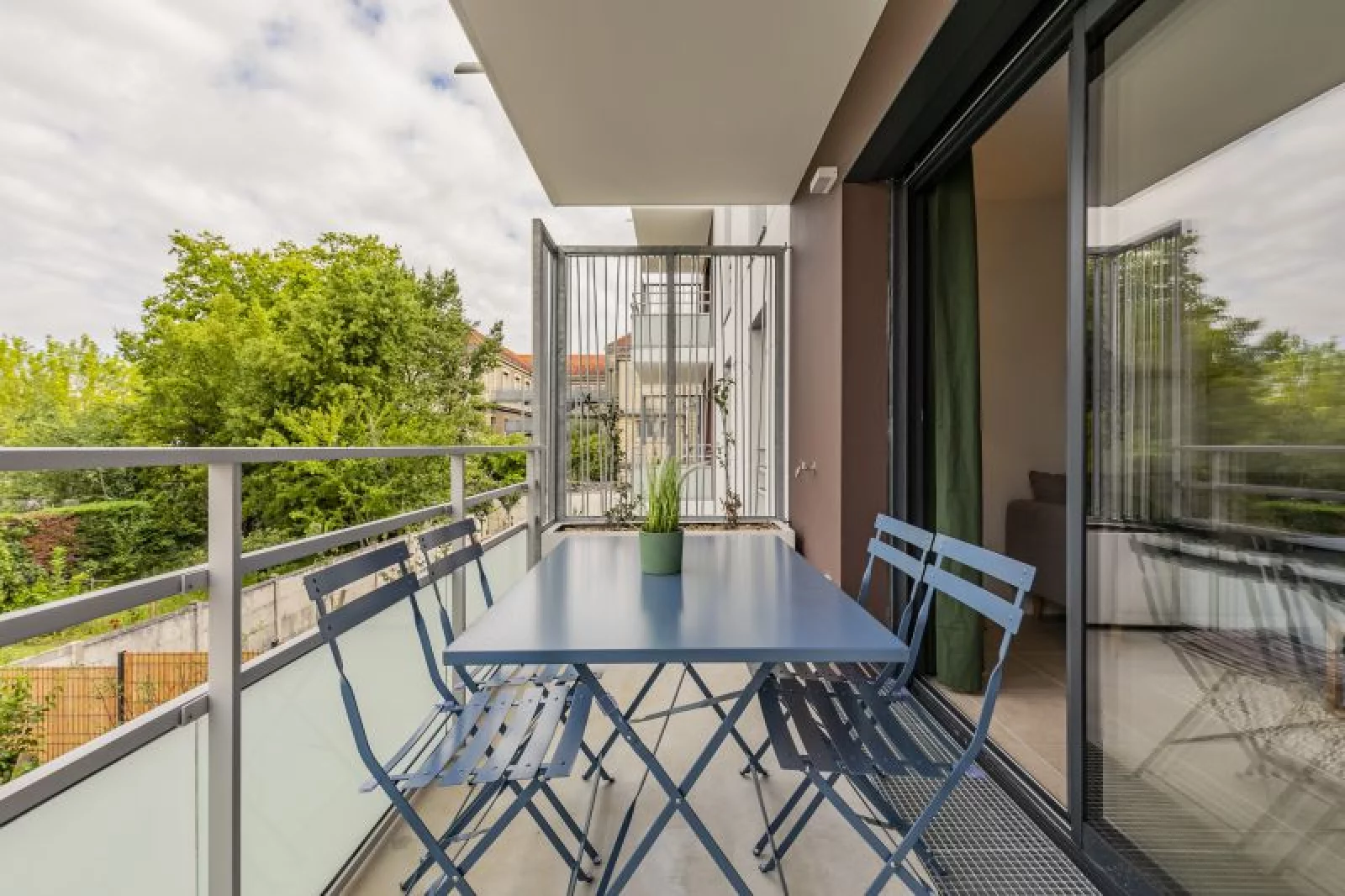 Location appartement meublé 2 pièces 47m² (Bordeaux / Saint-Augustin) 