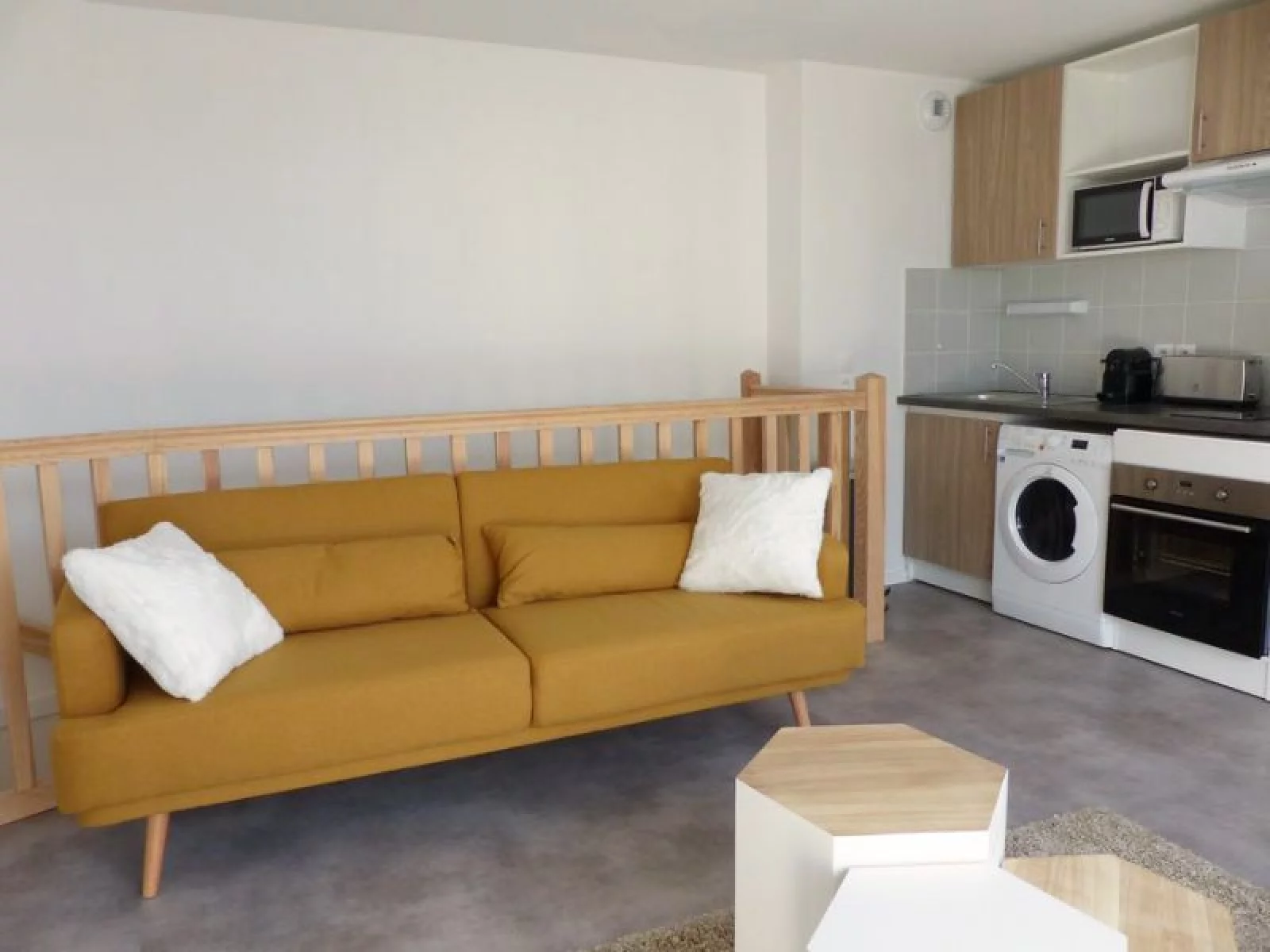 Location appartement meubl duplex 2 pices 40m (Bordeaux - St Augustin)