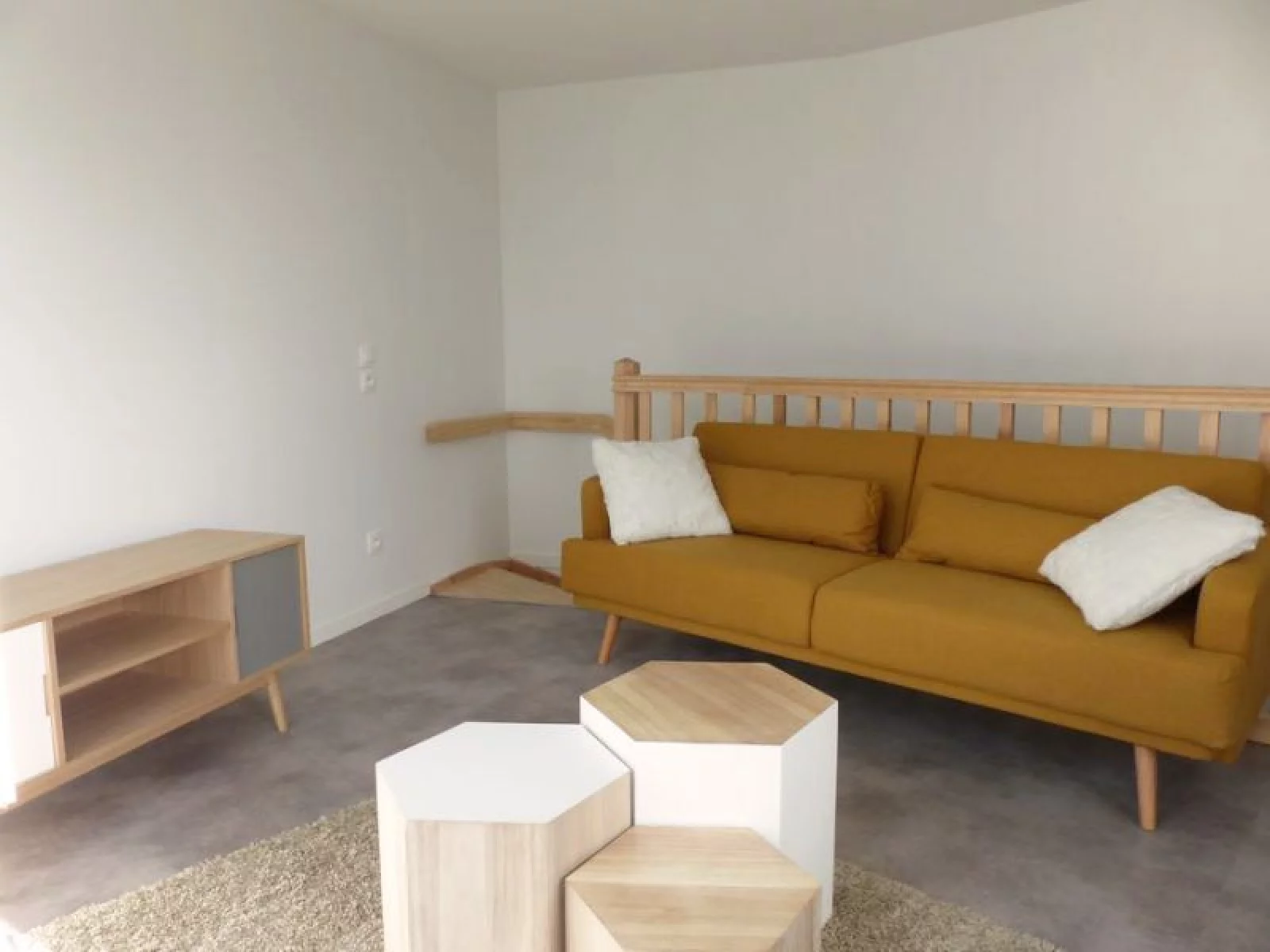 Location appartement meubl duplex 2 pices 40m (Bordeaux - St Augustin)