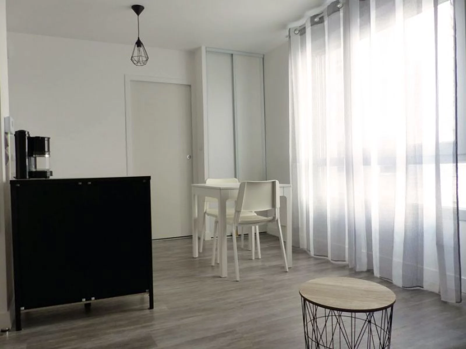 Location studio meubl 22 m avec parking (Bordeaux - Talence)
