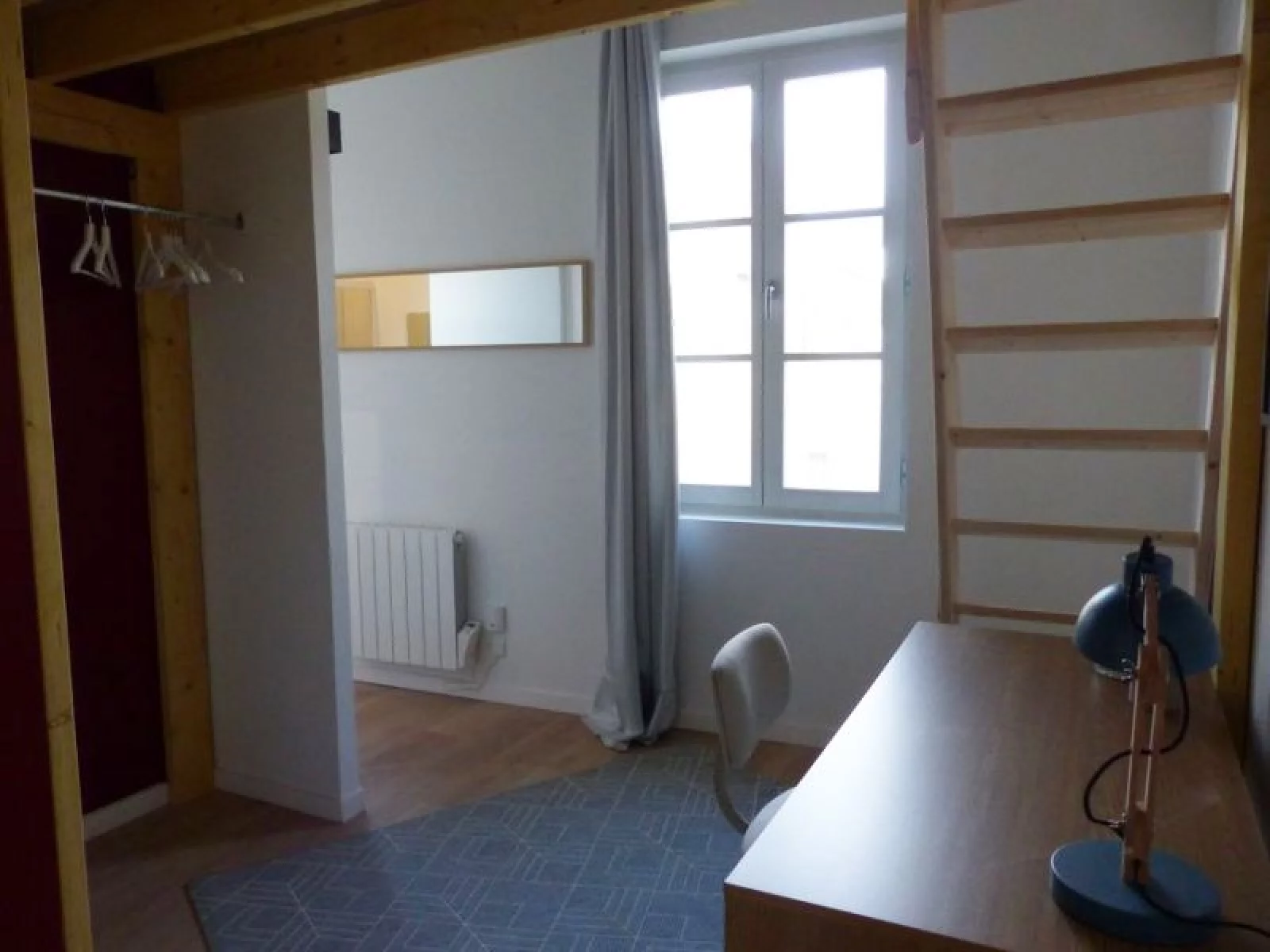 Location maison de ville meuble 4 pices (Bordeaux - Victoire)